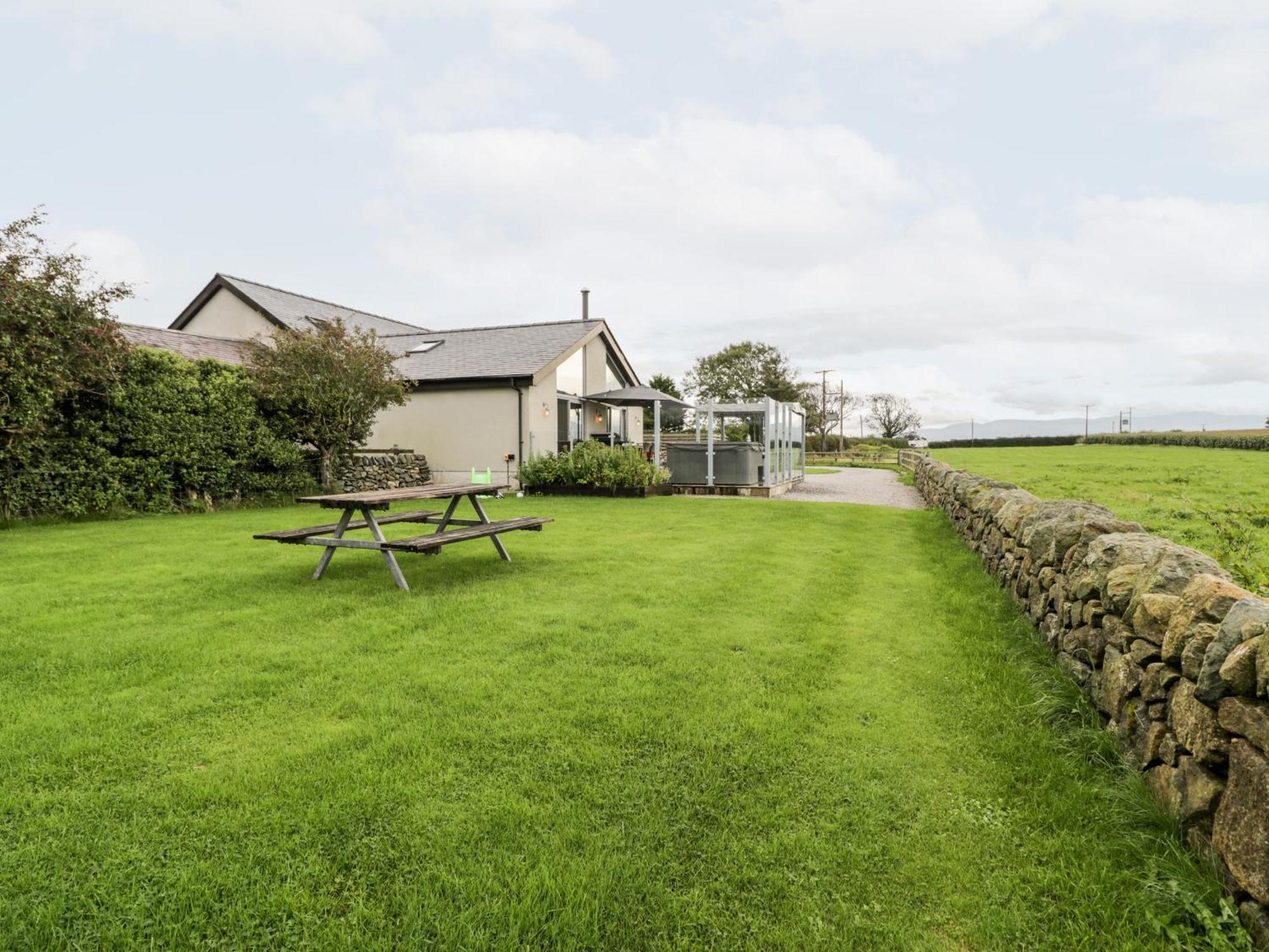 Vila Cae Sam Pentraeth Exteriér fotografie